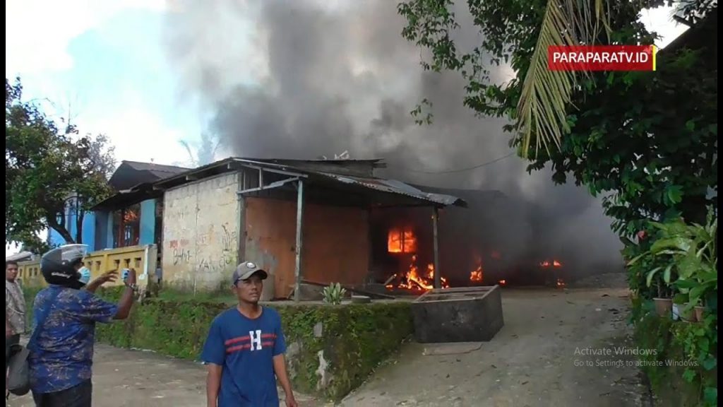 Bentrok Warga Sorong, Empat Rumah Ludes Dibakar