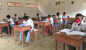 SMA/SMK Tolikara gelar Ujian Sekolah secara manual dimasa pandemi