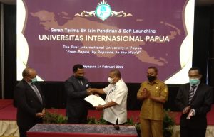 Peluncuran SK Universitas Internasional Papua