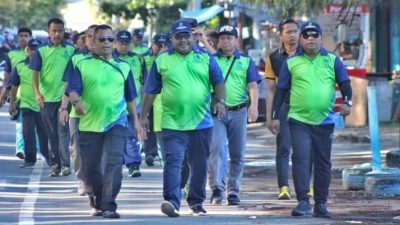 Sambut HUT ke-31, PT. AMJRN Gelar Jalan Sehat Bersama Tukang Ledeng Jayapura