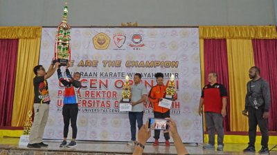 Uncen Karate Sport Juara Umum Kawinkan 4 Piala Begilir
