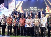 16 Atlit dan Pelatih OAP Berprestasi Menerima Penganugrahan dari Pemkot Jayapura