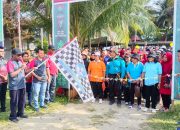 Ratusan Guru SD/MI Se-Kota Jayapura Ikuti Jalan Sehat HUT ke-78 PGRI dan HGN 2023