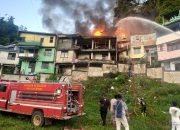Diduga Korsleting Listrik, 10 Rumah dan Tempat Usaha Terbakar di Perumahan Batu Putih Jayapura