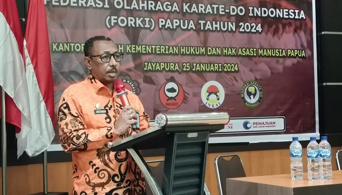 Musyawarah Luar Biasa,  Antonius Ayorbaba Pimpin Forki Papua