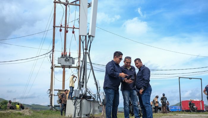 Telkomsel Pastikan Akses Komunikasi Digital yang Andal di Festival Danau Sentani 2024