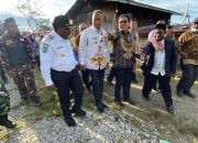 Pj. Bupati Lanny Jaya Dampingi Menteri Desa Kunjungi Sejumlah Tempat di Papua Pegunungan