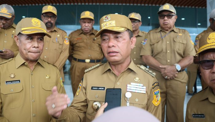 Gubernur Limbong Soroti Rendahnya Tingkat Kehadiran ASN Gubernur Papua Saat Apel Pagi